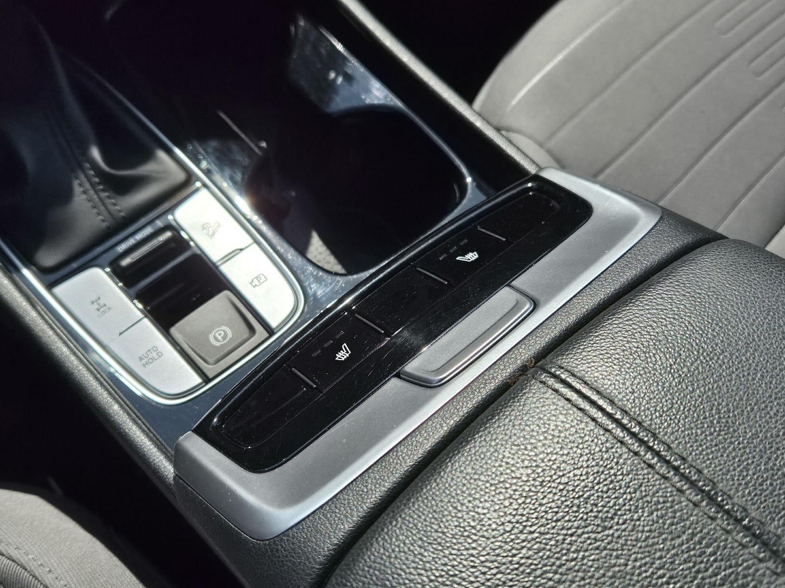 2023 Hyundai Santa Cruz SEL Premium