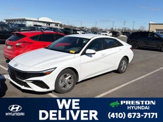 2026 Hyundai ELANTRA SE