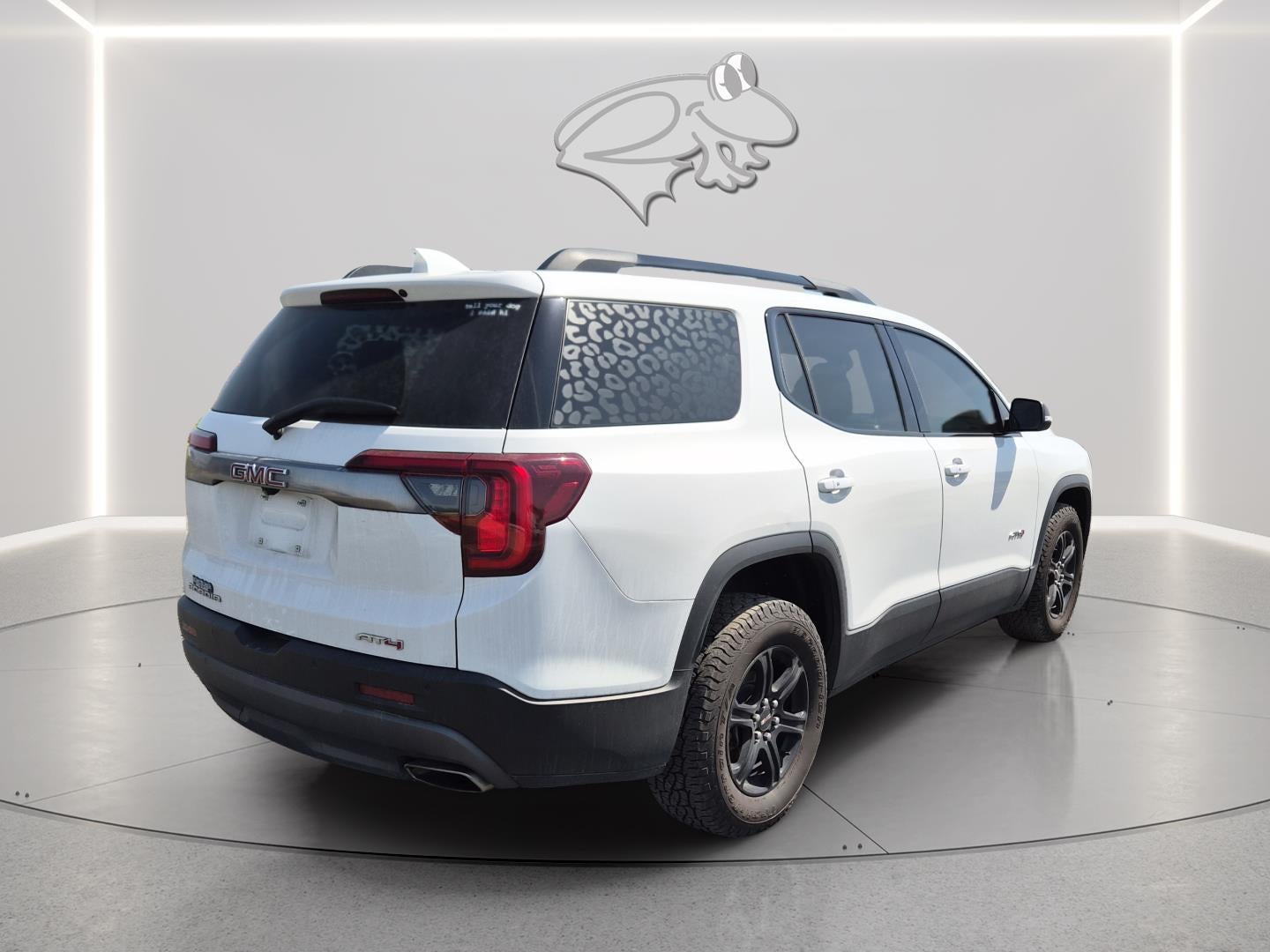 2021 GMC Acadia AT4