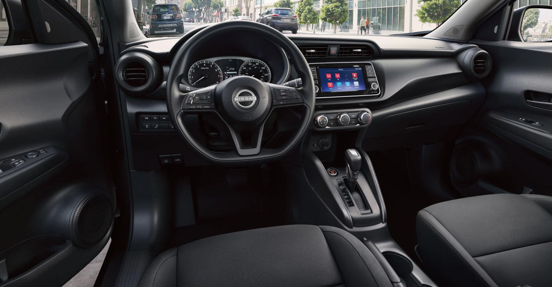 Nissan Kicks Play Interior